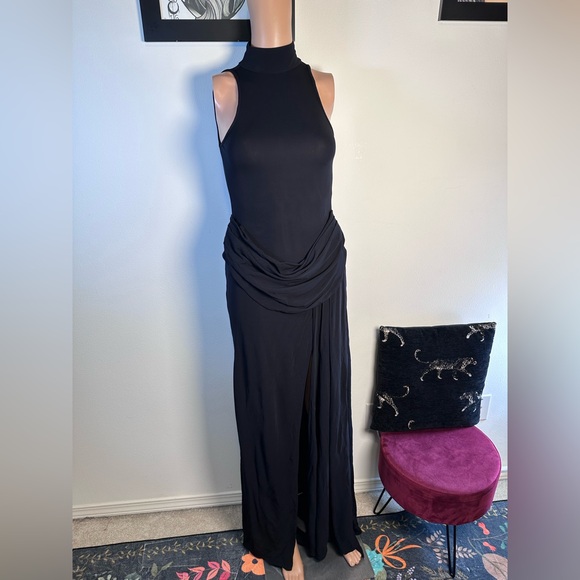Helsa The Ophelia Dress in Black maxi split hem sleeveless high neck draped gown - Picture 5 of 10